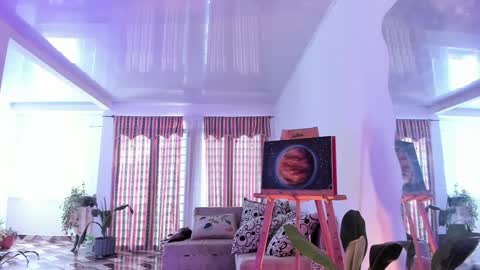 Mariana  online show from 01-18-25, 05:04