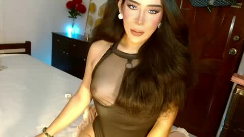 Snapshot of analordgoddessxx chatting on 05-02-26, 02:49 Thena online show from 05-02-26, 02:49