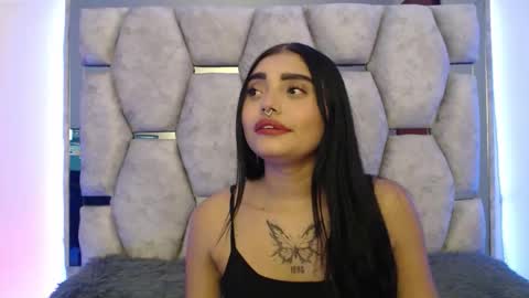 Snapshot of analymilles chatting on 10-24-25, 10:17 analymilles online show from 10-24-25, 10:17