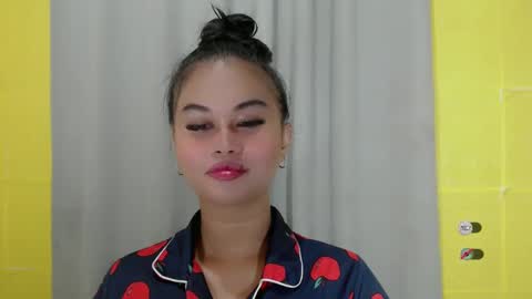 Snapshot of anaruru_ chatting on 01-20-25, 07:35 ANA online show from 01-20-25, 07:35