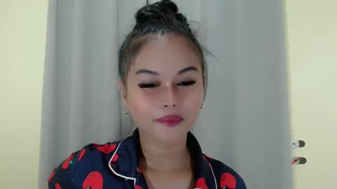 Snapshot of anaruru_ chatting on 01-21-25, 05:51 ANA online show from 01-21-25, 05:51