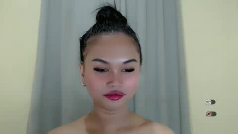 Snapshot of anaruru_ chatting on 02-13-25, 07:21 ANA online show from 02-13-25, 07:21
