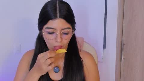 Anastacia online show from 11-05-25, 06:13