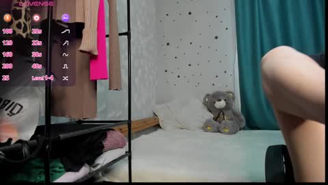 Snapshot of anastasia_gold1 chatting on 02-14-25, 04:58 anna online show from 02-14-25, 04:58