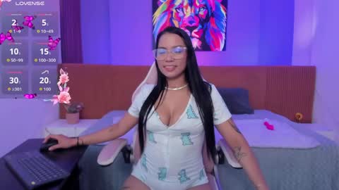 Snapshot of anastasia_tatto77 chatting on 04-17-26, 02:25 Anastasia online show from 04-17-26, 02:25