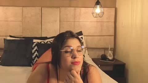 Anastasia Vidal online show from 10-04-25, 12:30