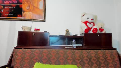 Ana   online show from 12-20-24, 08:45