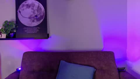 Kendra  online show from 04-17-26, 10:07