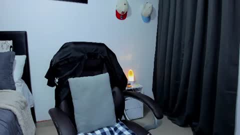 Snapshot of ander_012 chatting on 06-23-26, 03:15 Ander Arias online show from 06-23-26, 03:15