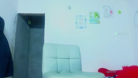 andie      Send your love who needs it online show from 11-26-25, 01:06