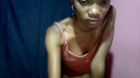 Snapshot of andohh237973 chatting on 12-03-25, 11:25 andohh237973 online show from 12-03-25, 11:25