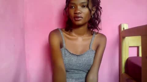 Snapshot of andohh237973 chatting on 02-16-26, 07:26 andohh237973 online show from 02-16-26, 07:26