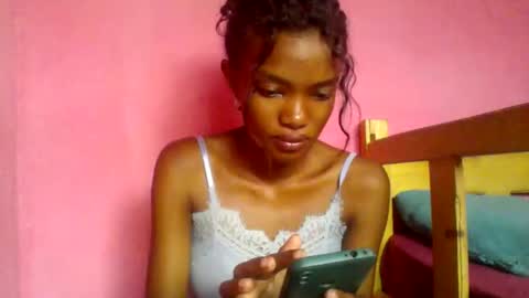 Snapshot of andohh237973 chatting on 02-18-26, 03:46 andohh237973 online show from 02-18-26, 03:46