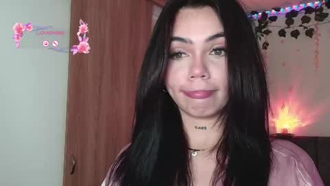 Snapshot of andra_rosse chatting on 05-21-26, 05:36 Andra de la Rosse online show from 05-21-26, 05:36
