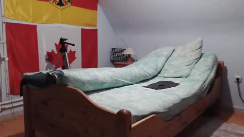 Snapshot of andre124231 chatting on 12-13-24, 09:20 Andre online show from 12-13-24, 09:20