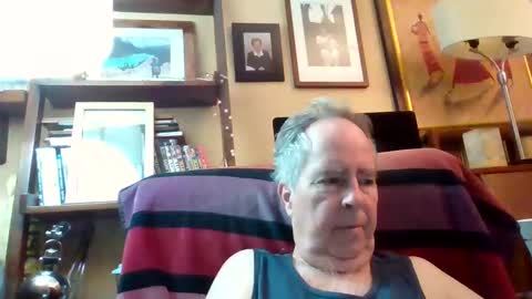 Snapshot of andre6045 chatting on 11-16-25, 08:36 andre6045 online show from 11-16-25, 08:36