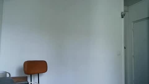 Snapshot of andre_m12 chatting on 05-21-26, 08:43 Andrew m12 online show from 05-21-26, 08:43