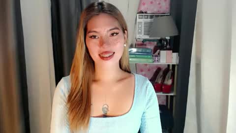 andrea06121998 online show from 05-25-26, 02:56
