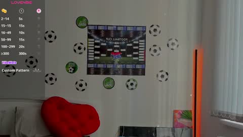 Snapshot of andrea__bass chatting on 06-28-26, 02:45 andrea__bass online show from 06-28-26, 02:45