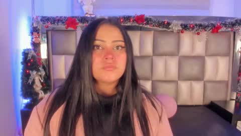 andrea_brunette_ online show from 12-04-25, 04:00