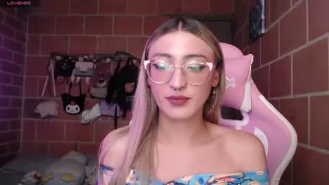 Andrea  online show from 06-09-26, 03:34