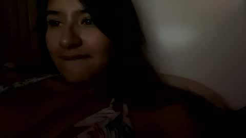 Snapshot of andrea_gomes_ chatting on 03-10-25, 09:10 andrea online show from 03-10-25, 09:10