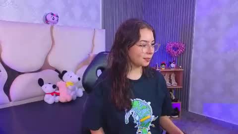 andrea_tay1 online show from 07-29-26, 07:23