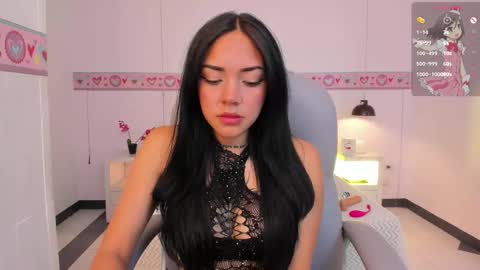 Snapshot of andreag_ chatting on 10-10-25, 04:11 Andrea online show from 10-10-25, 04:11