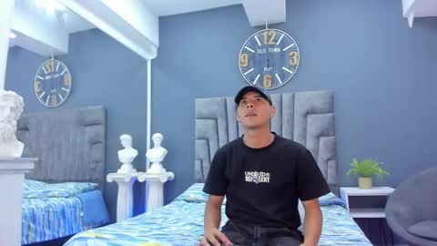 Andreas Black online show from 05-12-26, 03:47