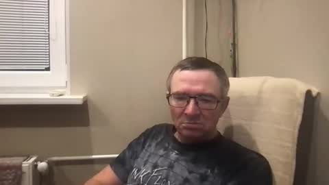 andreass60 online show from 12-16-25, 05:45