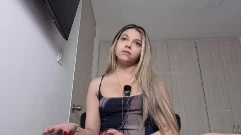 andreau 19 online show from 04-06-26, 02:18