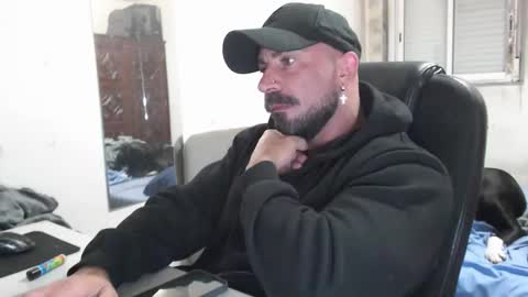 Snapshot of andrecampos87 chatting on 01-07-26, 06:54 Instagram online show from 01-07-26, 06:54