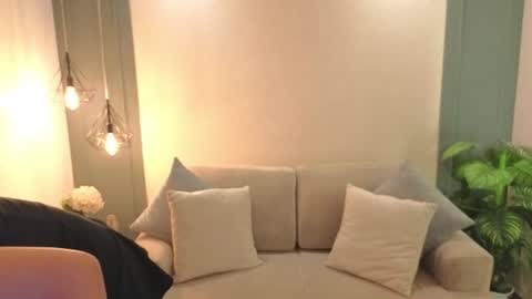 Snapshot of andrecastaneda chatting on 06-12-26, 12:15 Andre Castaneda online show from 06-12-26, 12:15