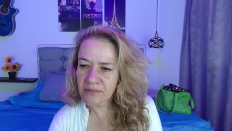 Snapshot of andreea_xx chatting on 02-15-26, 01:41 andreea_xx online show from 02-15-26, 01:41