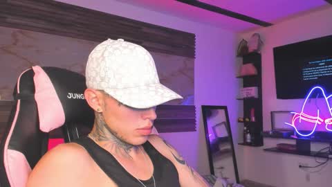 andrees_s online show from 12-15-25, 11:42