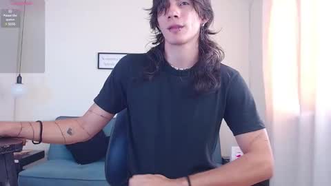 Snapshot of andreey50 chatting on 03-10-25, 08:12 Andrey online show from 03-10-25, 08:12