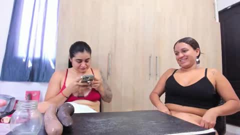 Snapshot of andreitatruji chatting on 09-15-25, 07:47 yudith online show from 09-15-25, 07:47