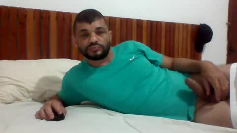 Snapshot of andreloko123 chatting on 01-27-25, 06:31 andreloko123 online show from 01-27-25, 06:31