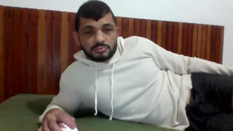 Snapshot of andreloko123 chatting on 05-18-26, 08:03 andreloko123 online show from 05-18-26, 08:03