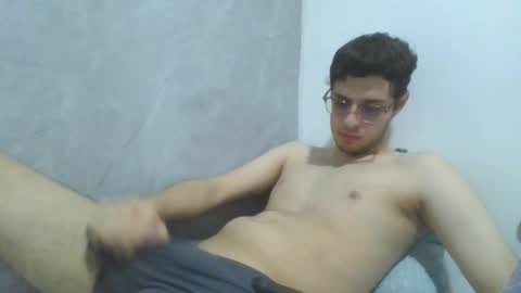 andres129494 online show from 01-19-26, 02:04