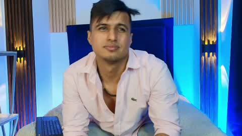 Snapshot of andres__king chatting on 06-02-26, 03:30 Andres King online show from 06-02-26, 03:30
