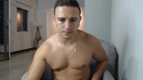 Snapshot of andres_bottero chatting on 01-20-25, 12:57 Andrs botero online show from 01-20-25, 12:57