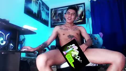 Snapshot of andres_cond chatting on 07-17-26, 03:02 Andrs o online show from 07-17-26, 03:02