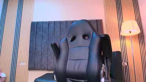 Snapshot of andres_stud chatting on 07-11-26, 04:59 andres_stud online show from 07-11-26, 04:59