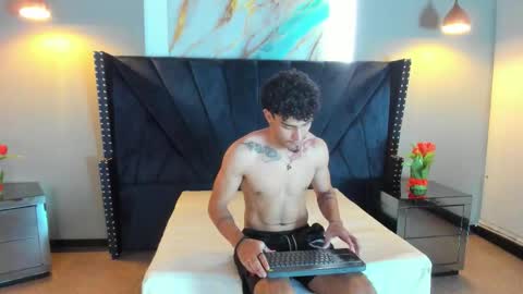 Andres online show from 10-27-25, 07:18