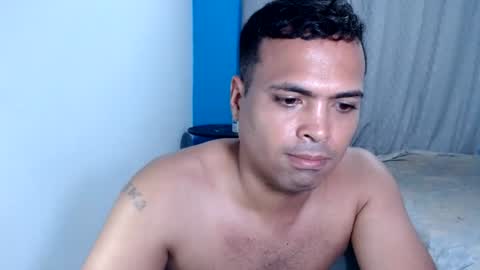 Snapshot of andresfern chatting on 07-12-26, 02:13 ANDRES online show from 07-12-26, 02:13