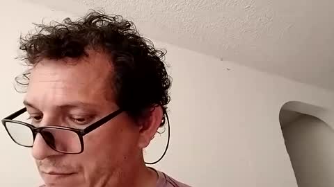 Snapshot of andresfloga chatting on 07-19-26, 03:49 andresfloga online show from 07-19-26, 03:49