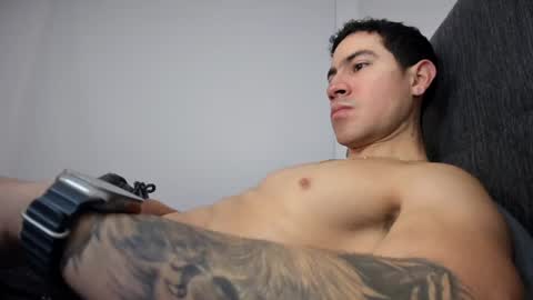 Snapshot of andresjuan92 chatting on 06-23-26, 11:08 onlyfanscallmegotter online show from 06-23-26, 11:08