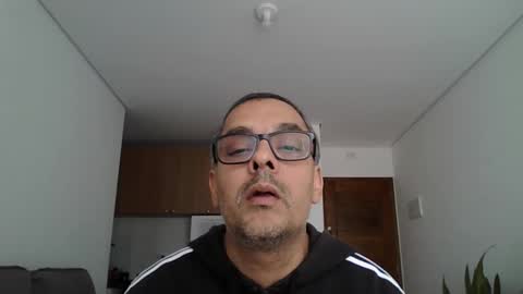 Snapshot of andresonmn chatting on 03-02-26, 11:50 andresonmn online show from 03-02-26, 11:50