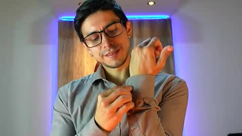 Andrew online show from 09-24-25, 01:53